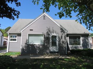 2635 S 92nd St, West Allis, WI 53227