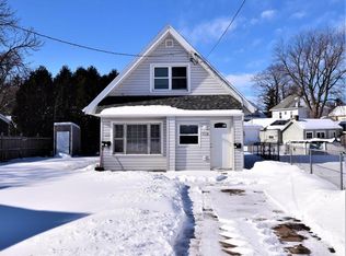 1241 Spruce St, Oshkosh, WI 54901