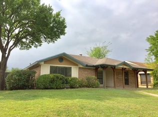604 Fieldwood Dr, Mesquite, TX