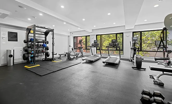 Rented by REAL New York | media 78