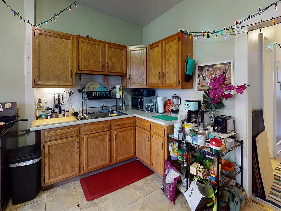36 Mozart St #2