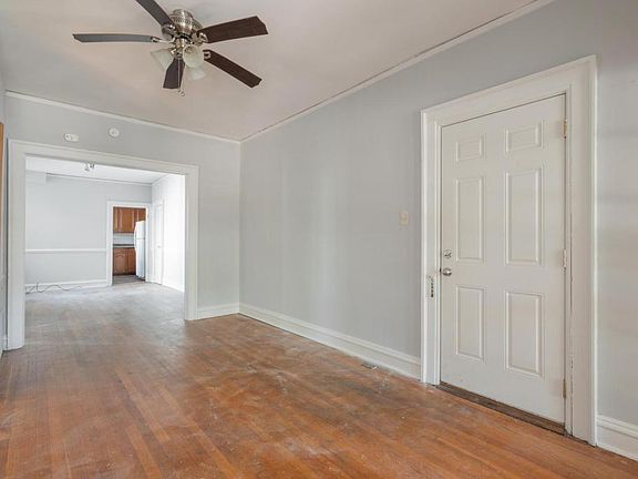 4th image of 2816 Monument Ave APT 2