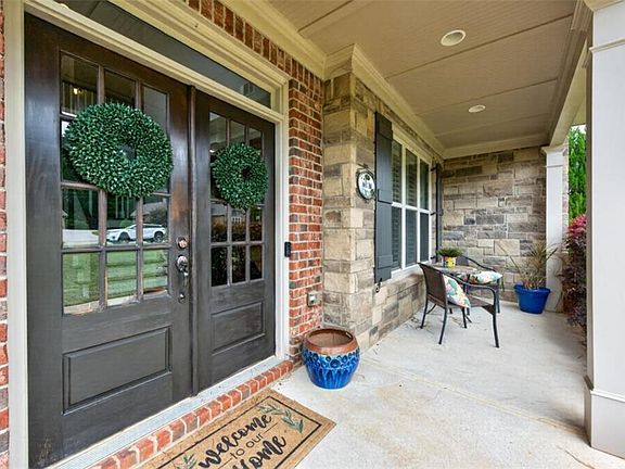 2nd image of 3362 Highland Park Way