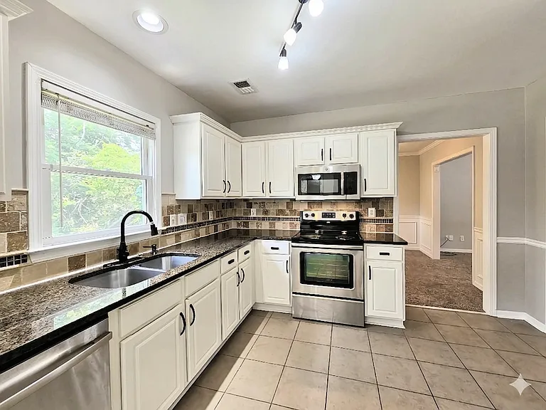3485 Maple Terrace Dr — Photo 14