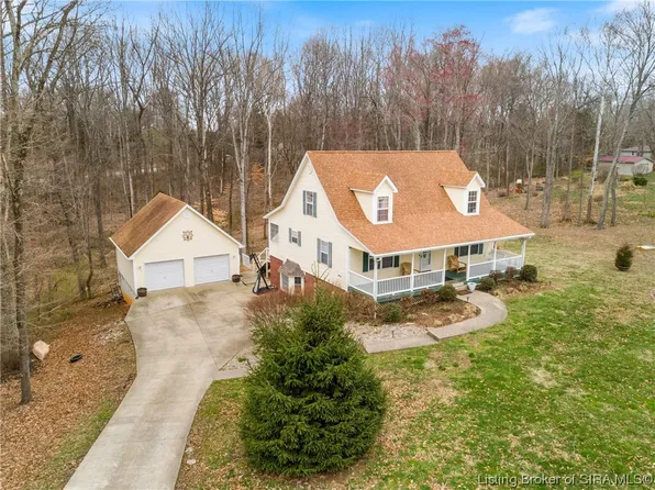 8679 Oak Park Road NE, New Salisbury, IN 47161