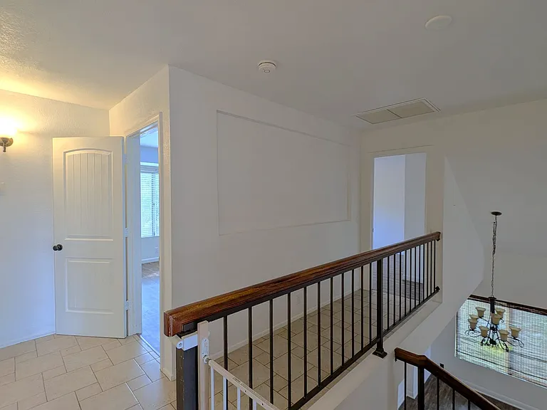 2363 W Hemlock Ct — Photo 22