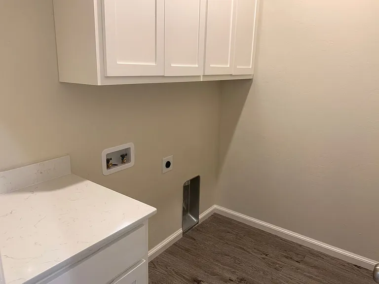 3424 Enclave Ln — Photo 5