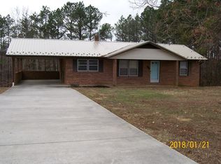 913 Pocket Rd, Hurt, VA 24563