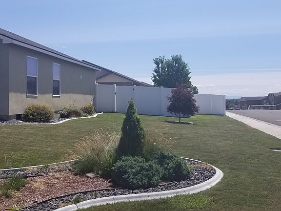 3rd image of 3207 Keeneland Ln