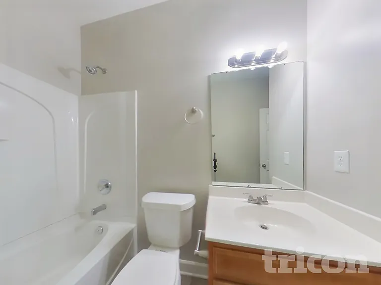 8326 Knapp Ct — Photo 16