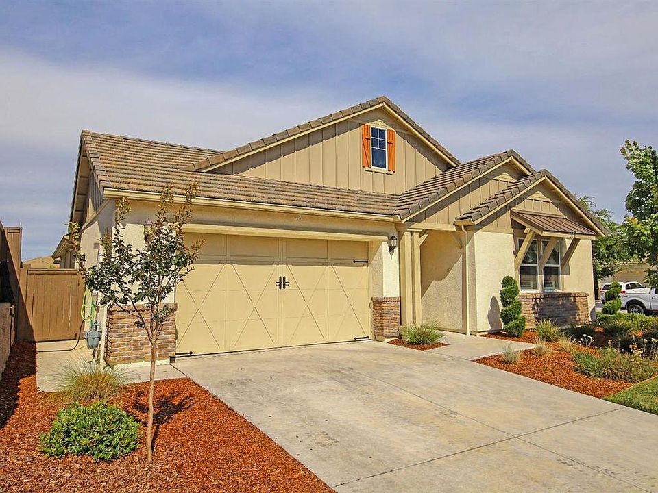 1st image of 700 Gentle Breeze Way