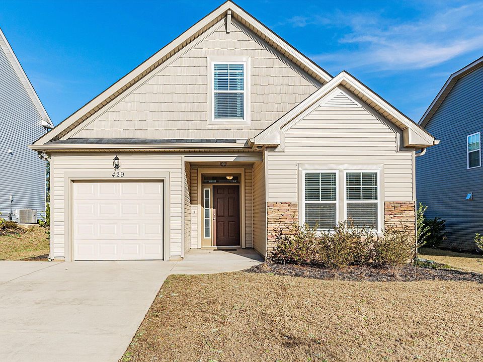 1st image of 429 Arrowwood Dr