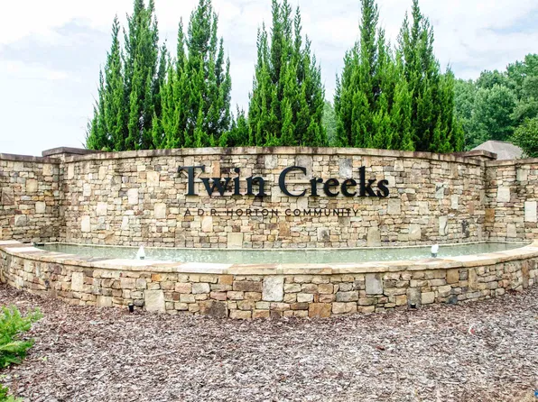7003 Straightway Ct NW, Huntsville, AL 35806