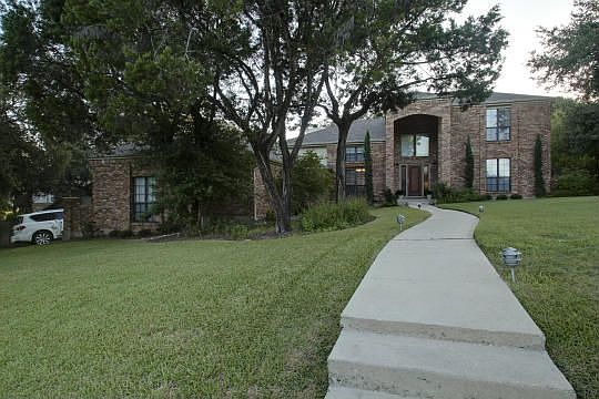 3rd image of 1602 Bay Hill Dr