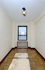 5th image of 30 E 37th St APT 6J