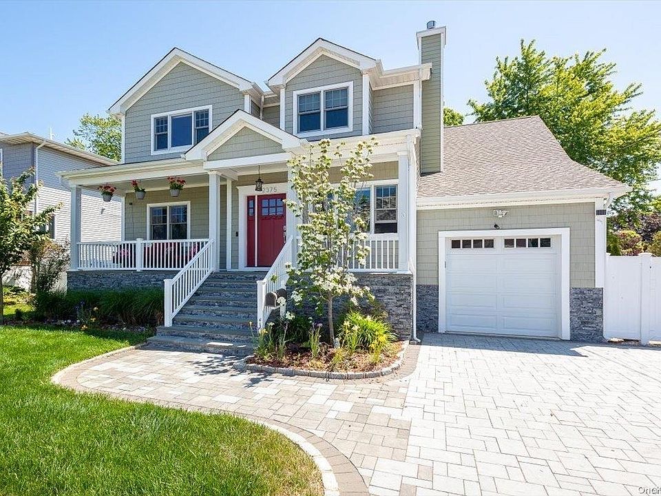 1st image of 2375 Narraganset Avenue
