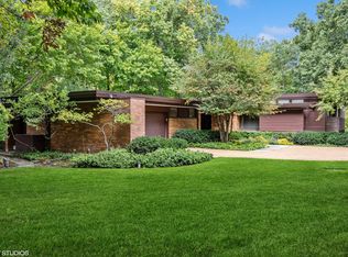 195 Franklin Rd, Glencoe, IL 60022