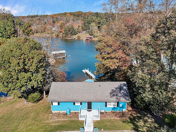 4th image of 306 Hilltop Dr