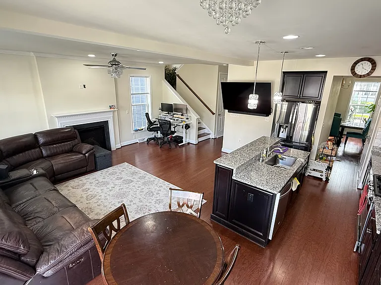 518 Shaw St — Photo 8