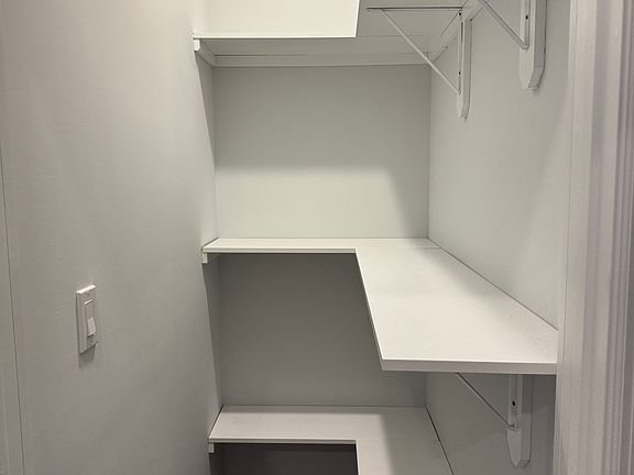 5th image of 37 39th St #2