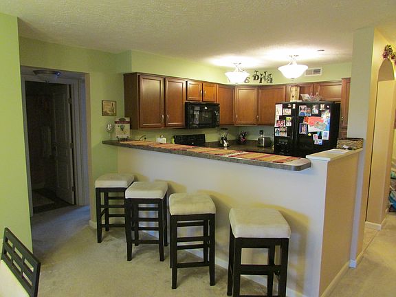 4th image of 2231 Jackson Ct