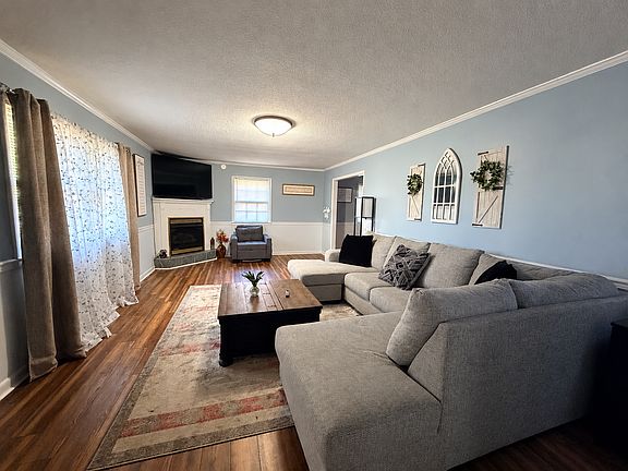 5th image of 1802 Delwood Cir