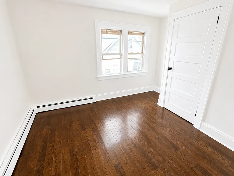 288 Weequahic Ave #3 — Photo 11
