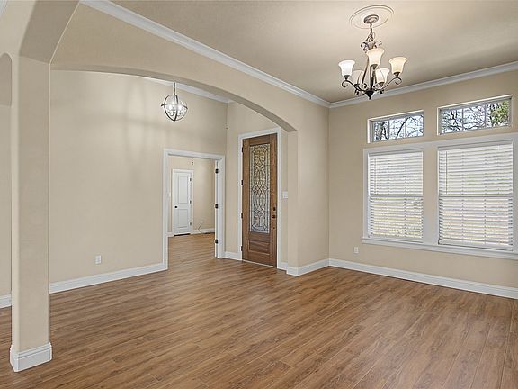 4th image of 143 Wrigley Dr