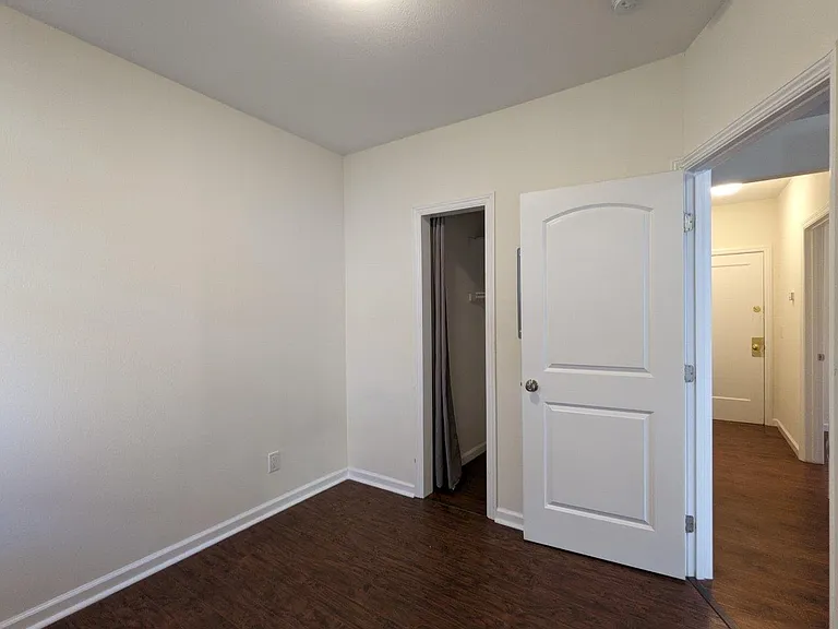 2079-87 Delaware Street — Photo 14