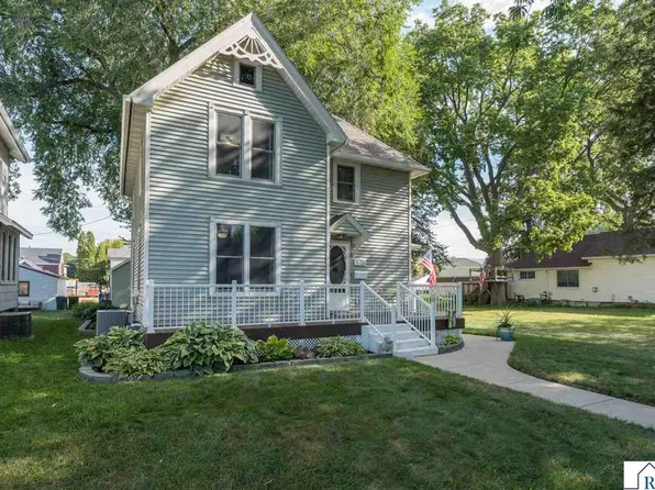 426 Nicollet Ave, North Mankato, MN 56003