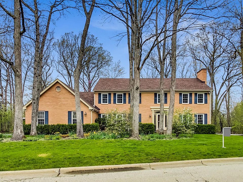 1st image of 8 Exmoor Ln