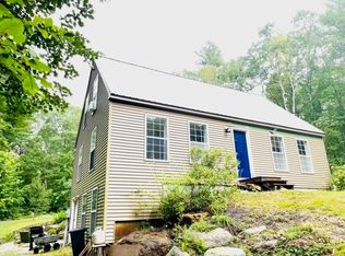 945 1st Crown Point Rd, Strafford, NH 03884