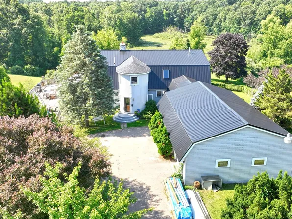 2499 Jossman Rd, Holly, MI 48442