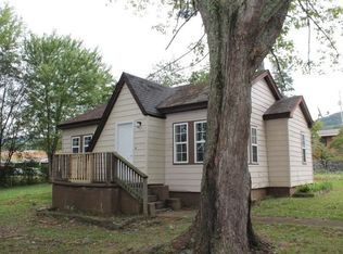 305 20th St NE, Fort Payne, AL 35967