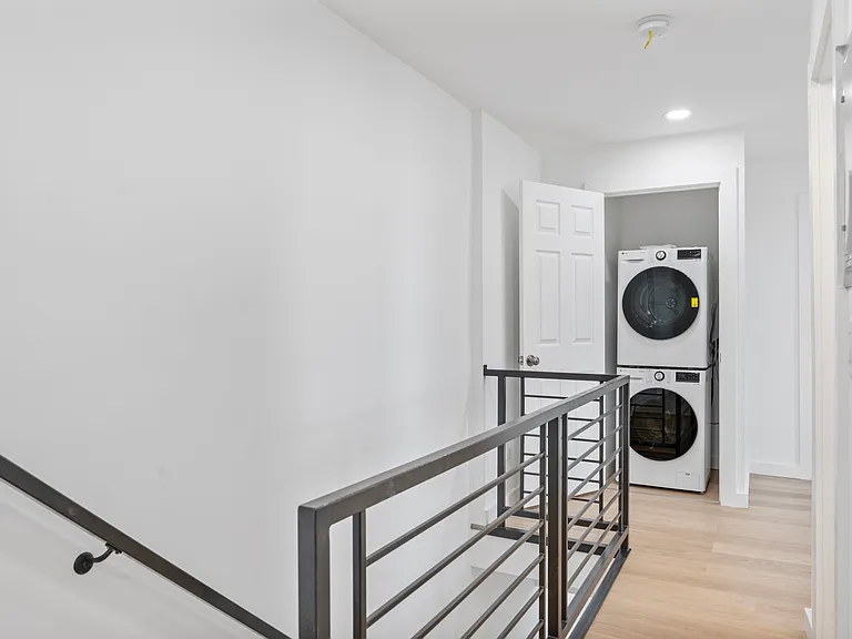 3436 Richmond St #1 — Photo 8