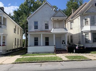 41 McClellan St, Schenectady, NY 12304
