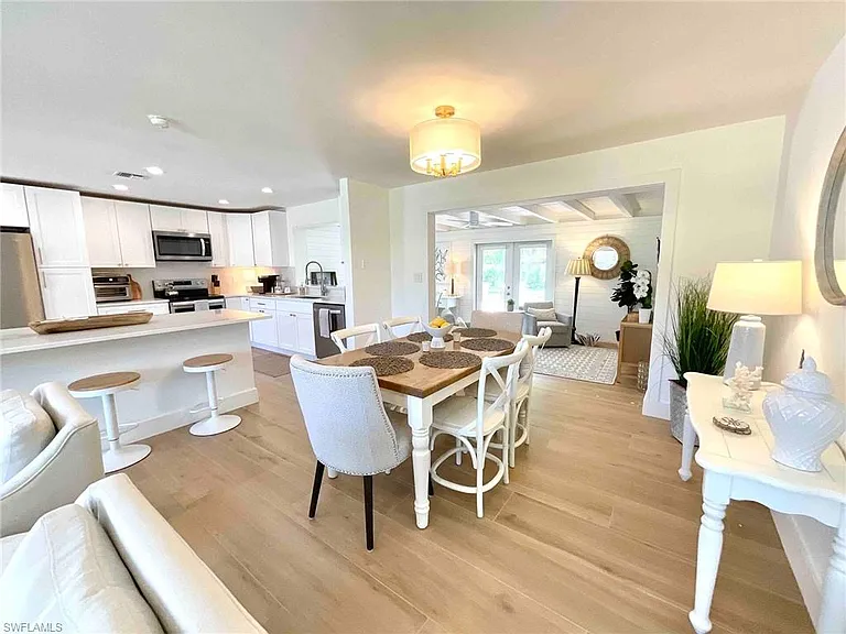 1530 Mandarin Rd — Photo 15