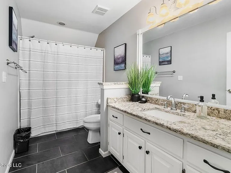 2535 Appleton Dr — Photo 31