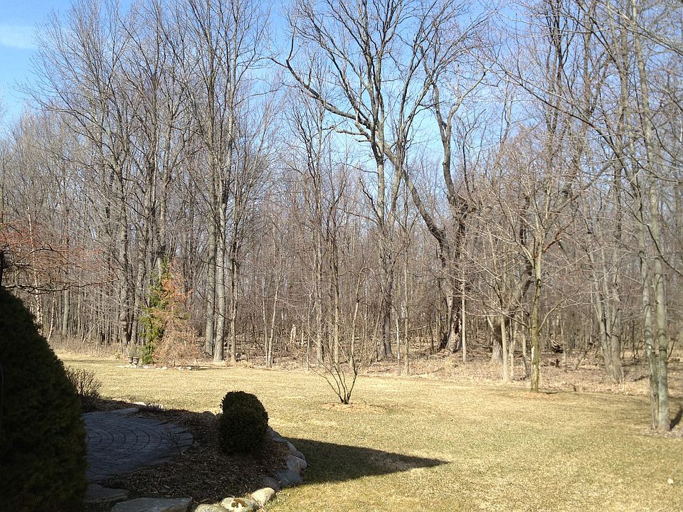 2nd image of 3651 Fairgrove Ln