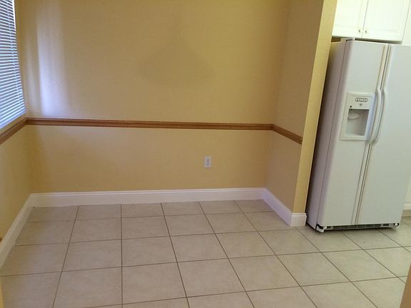 Eat-In Kitchen Area
