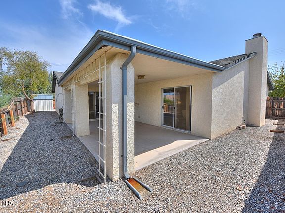 3rd image of 454 E Bluewater Dr