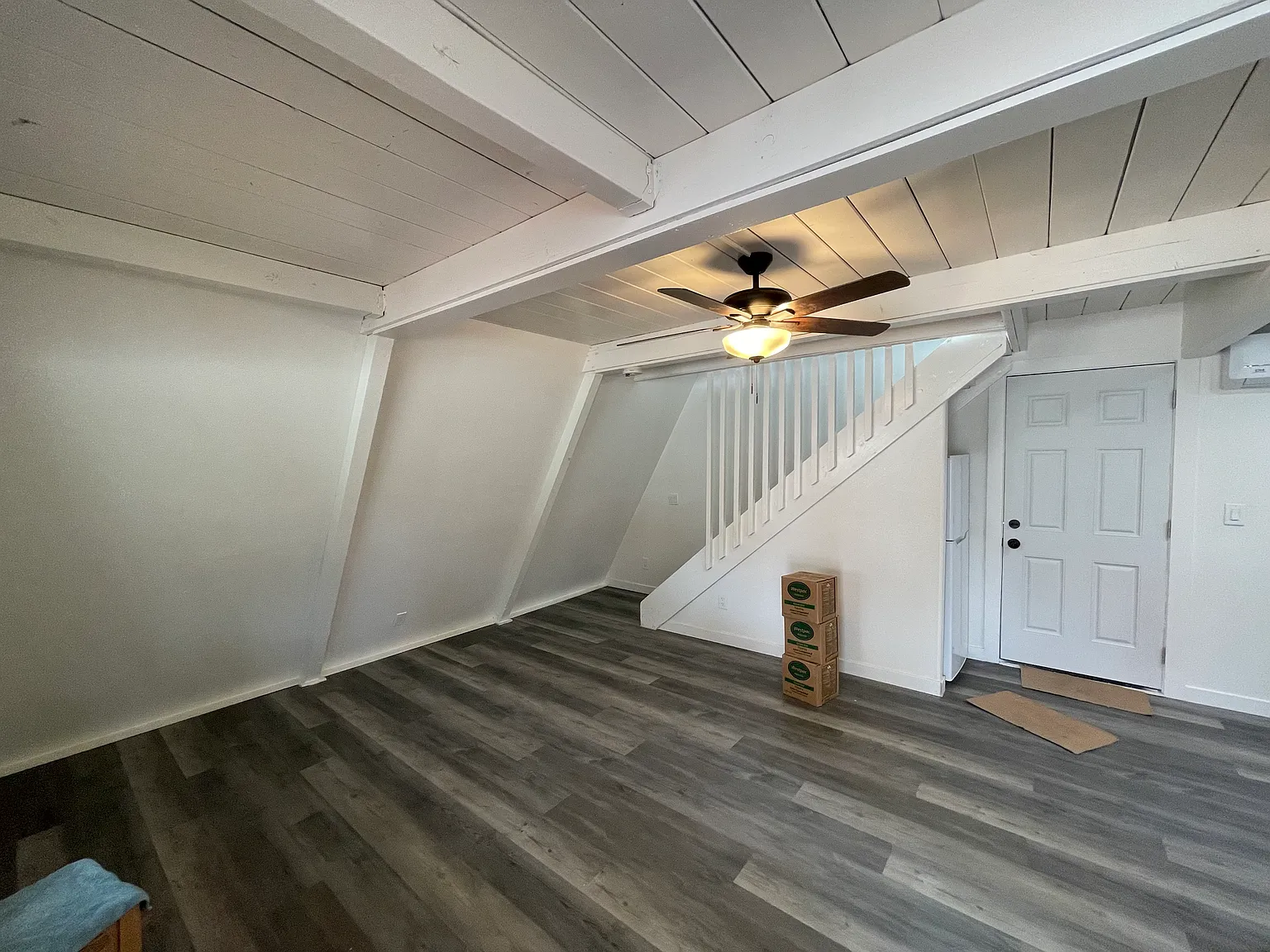 1 bed, 400 sqft, $1,200 — Photo 3