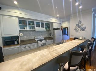 100 Lio Pl #R1, Maunaloa, HI 96770