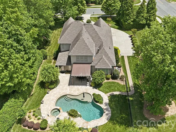 13632 Castleford Dr, Mint Hill, NC 28227