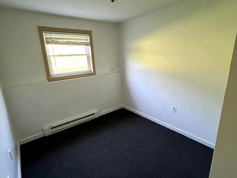51 Glenwood Dr #1 — Photo 3