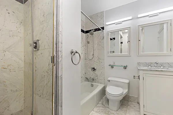 Rented by Nest Seekers International | media 32