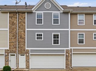 1139 Keystone Ln, Pleasant Hill, IA 50327