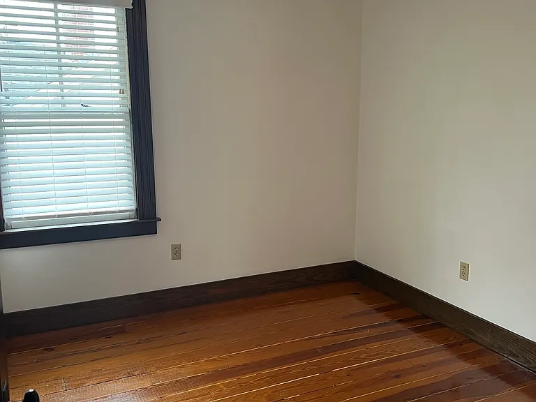39 Pearl St #2 — Photo 16