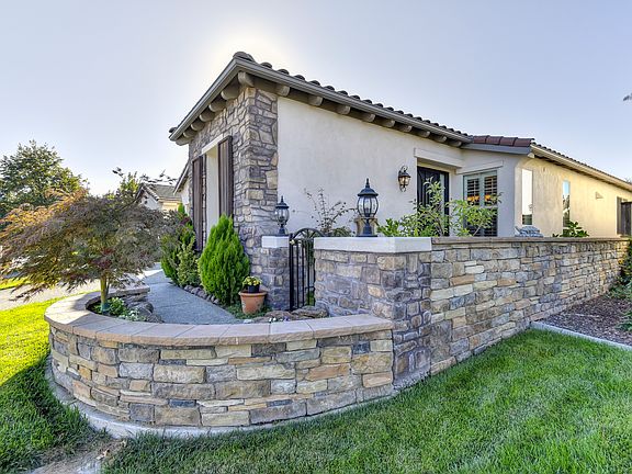4th image of 2735 San Marin Ln