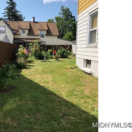 2nd image of 109 N Charles St